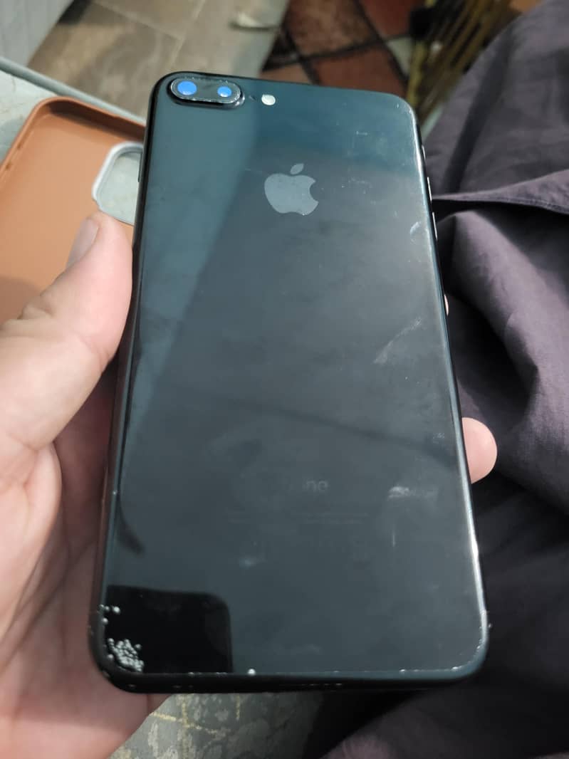 Apple iPhone 7 Plus 3