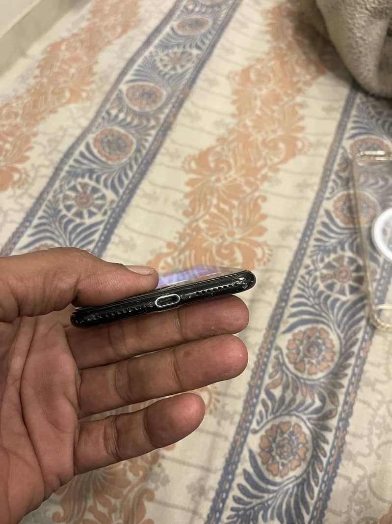 Apple iPhone 7 Plus 7
