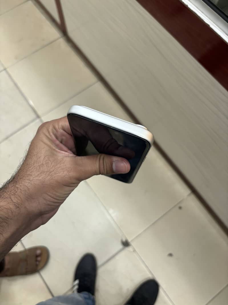 Apple iPhone 17 Pro Max 5