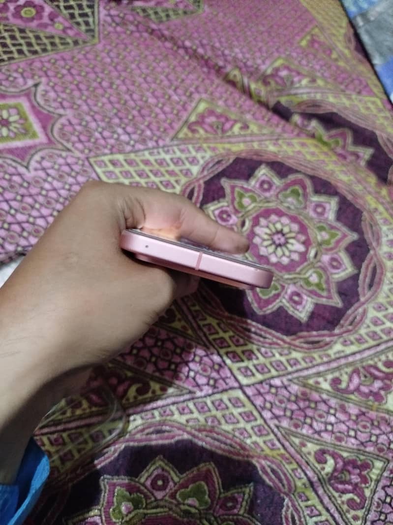 Google Pixel 9 2