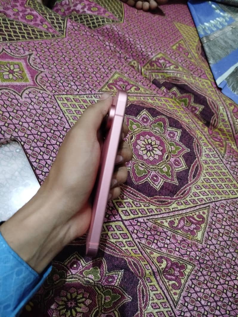 Google Pixel 9 3