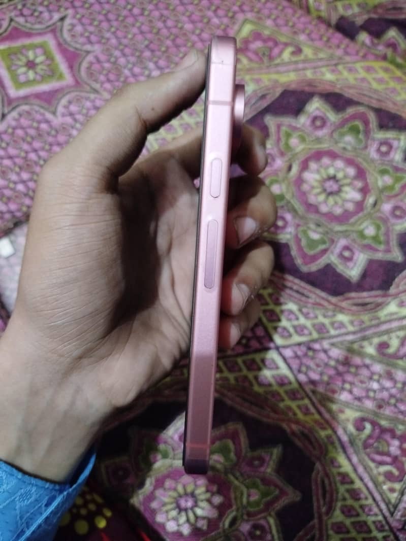 Google Pixel 9 6