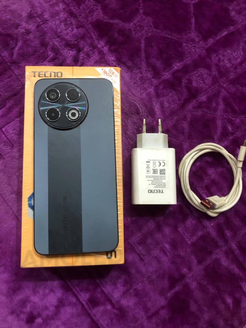 Tecno SPARK 30 Pro 1
