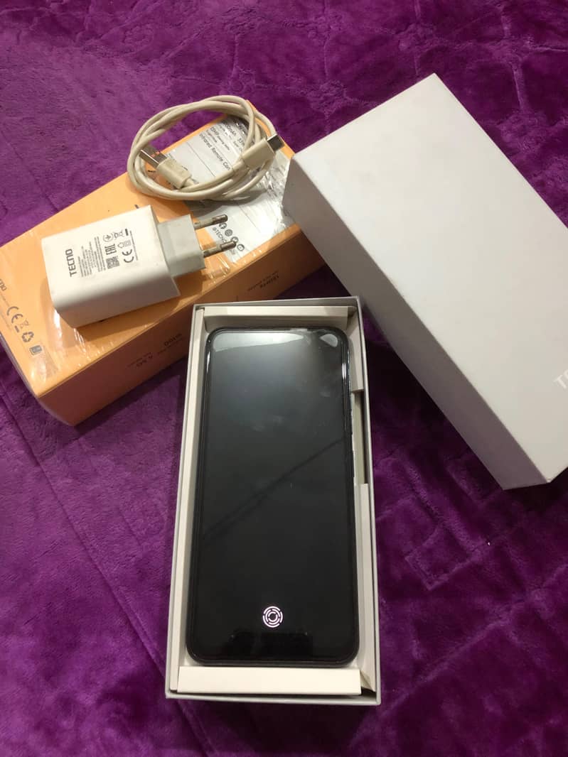 Tecno SPARK 30 Pro 2