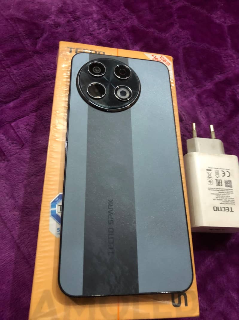 Tecno SPARK 30 Pro 6