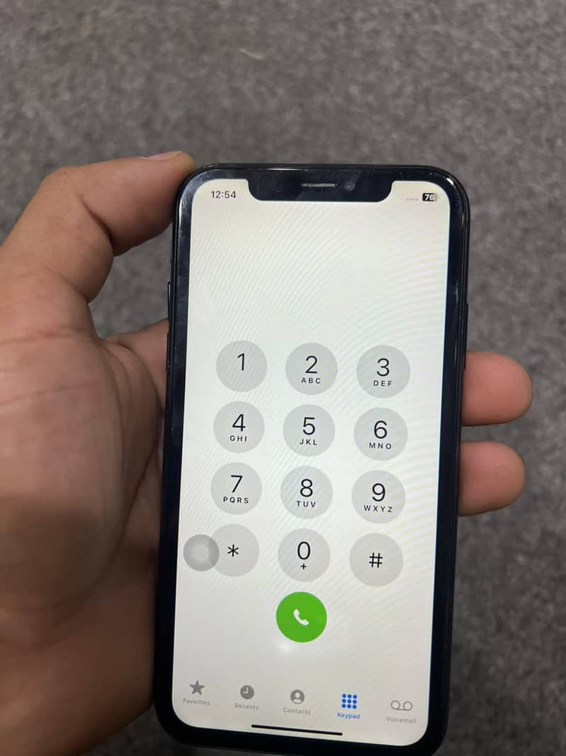 Apple iPhone XR 1