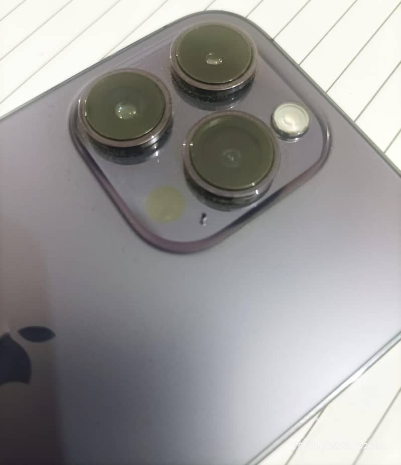 Apple iPhone 14 Pro 2