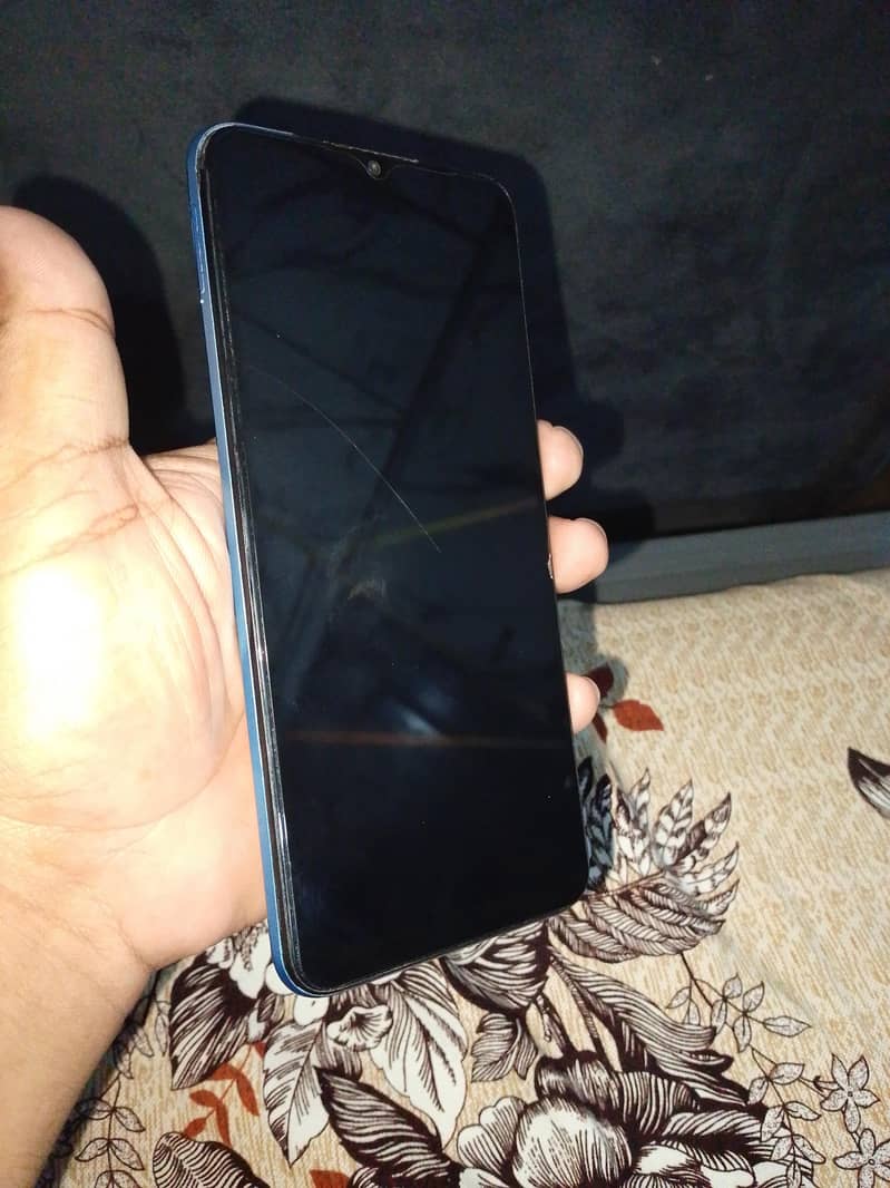 Realme C25Y 0