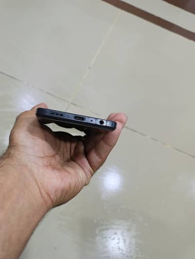 OPPO F21 Pro