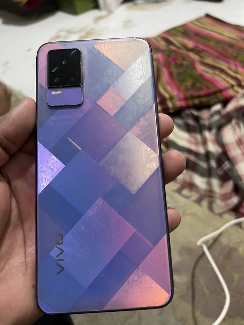 Vivo V21e 1