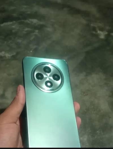 OPPO Reno 12f