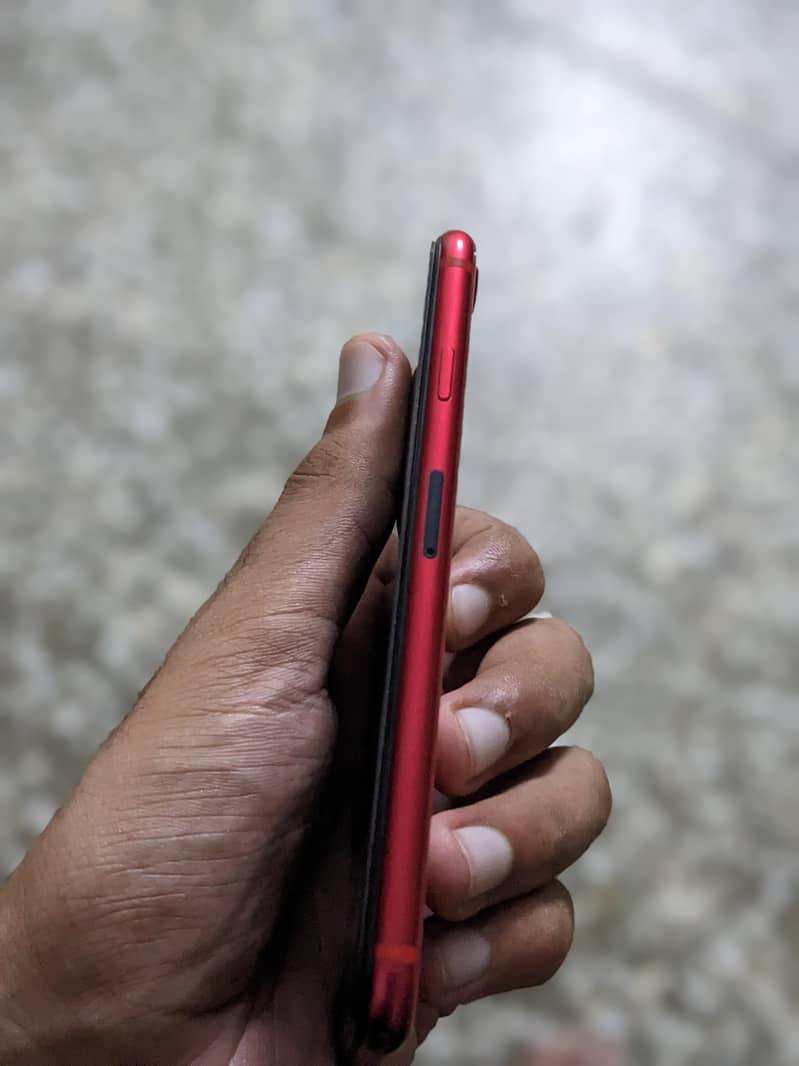 Apple iPhone SE 7