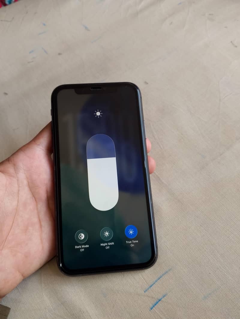 Apple iPhone 11 10