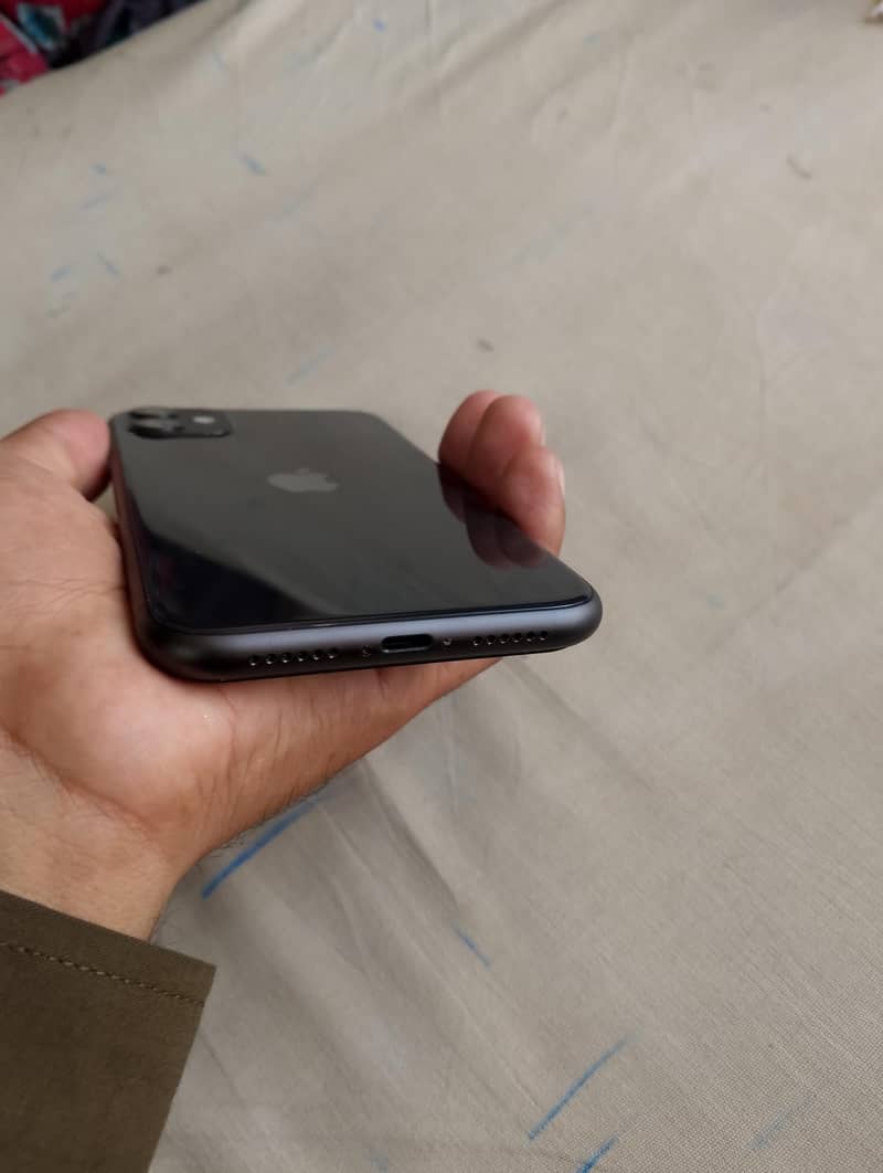 Apple iPhone 11 11