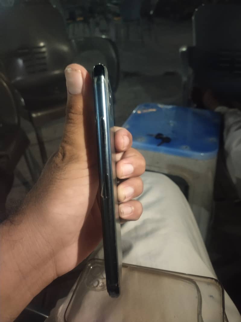 Apple iPhone 11 Pro Max 1