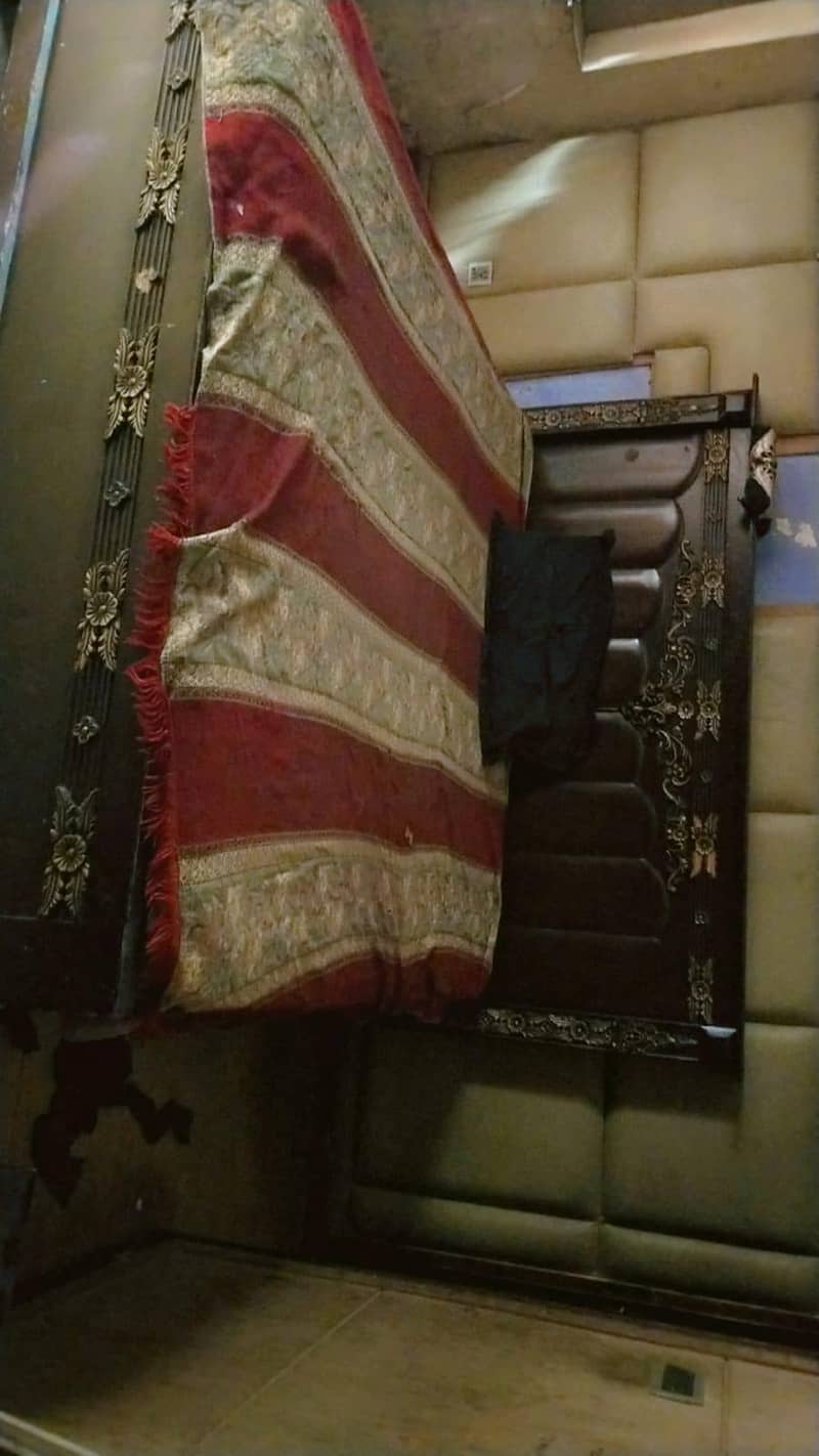 wooden bed 2