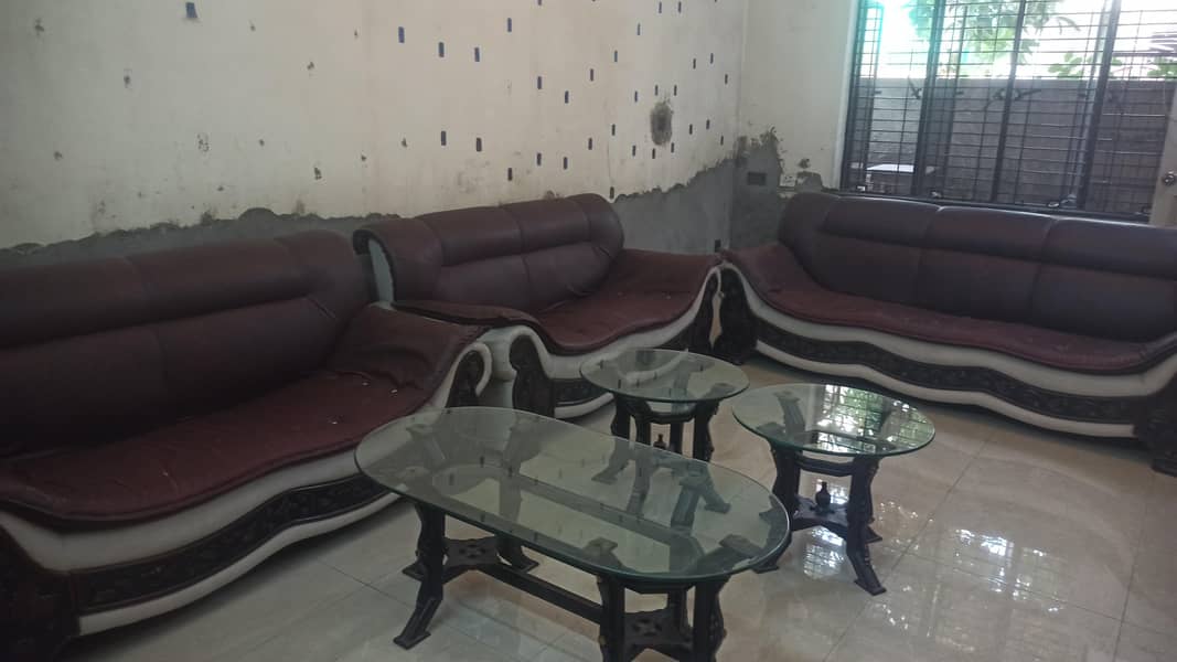 sofa and table set 0