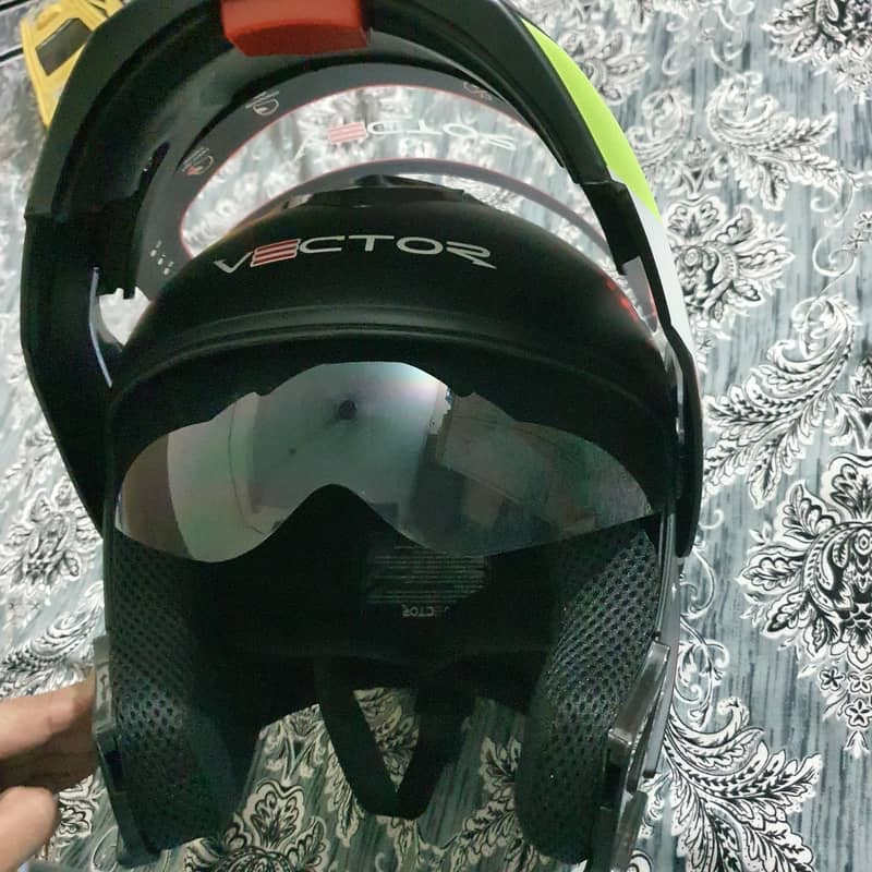 vector Helmet 10/10 100% condition not used - Helmets - 1120734397