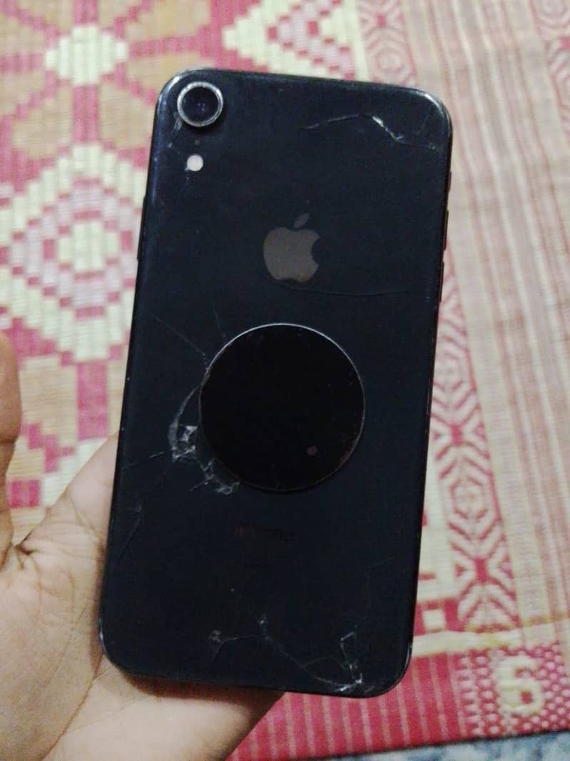 Apple iPhone XR 1