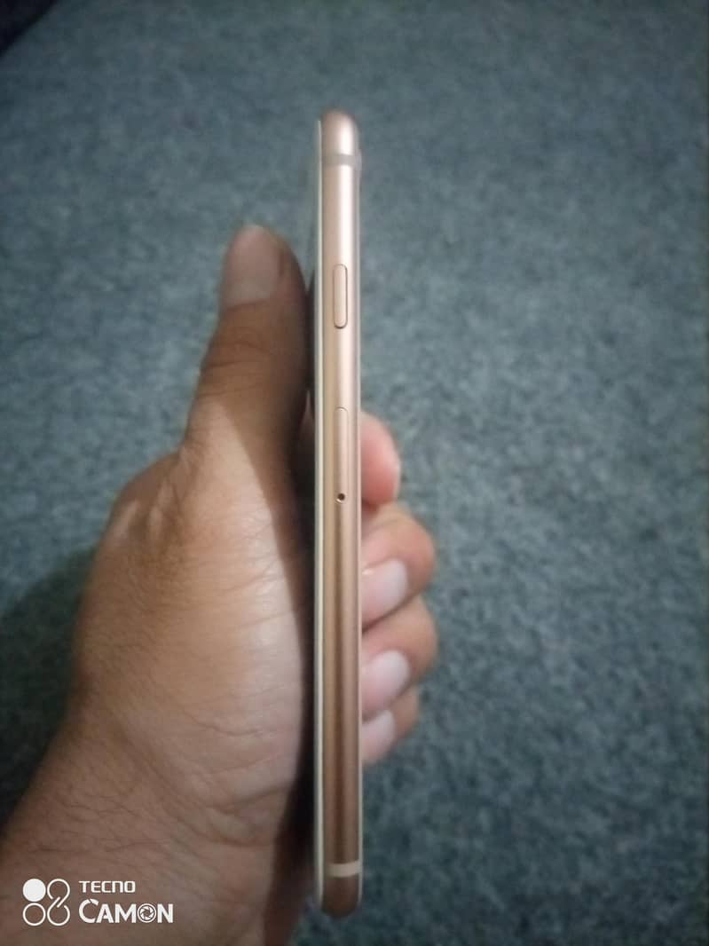 Apple iPhone 8 2