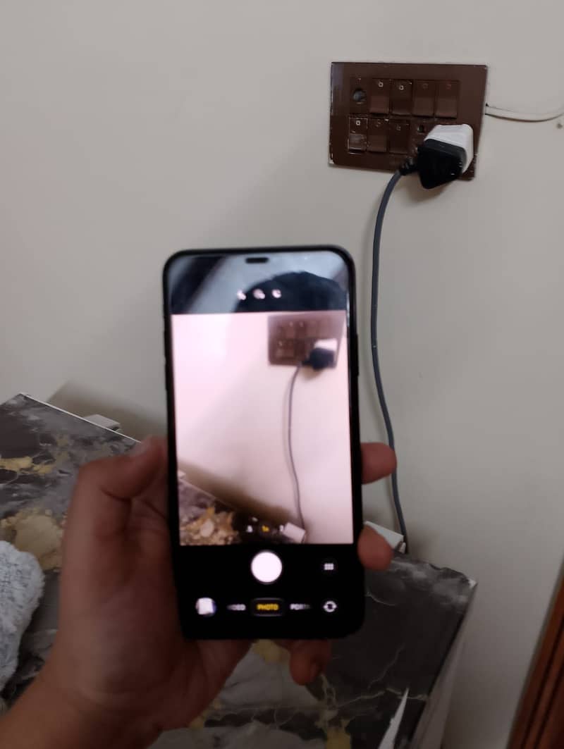 Apple iPhone 11 Pro Max 1