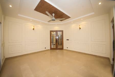 Spacious 1 Kanal Lower Portion For Rent DHA Phase 8 EX-Park VIEW
