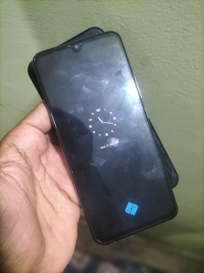 Vivo V21e 1