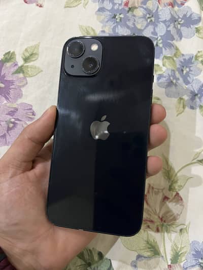Apple iPhone 13