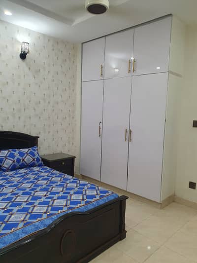 10 Marla House sami Furnished for Rent