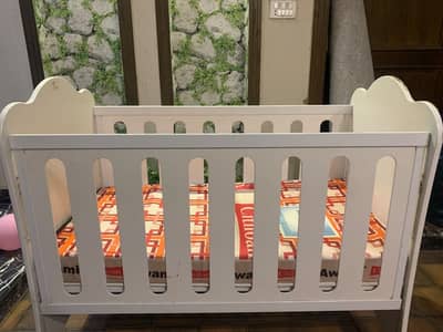 Kids bed for sale 0-5 years