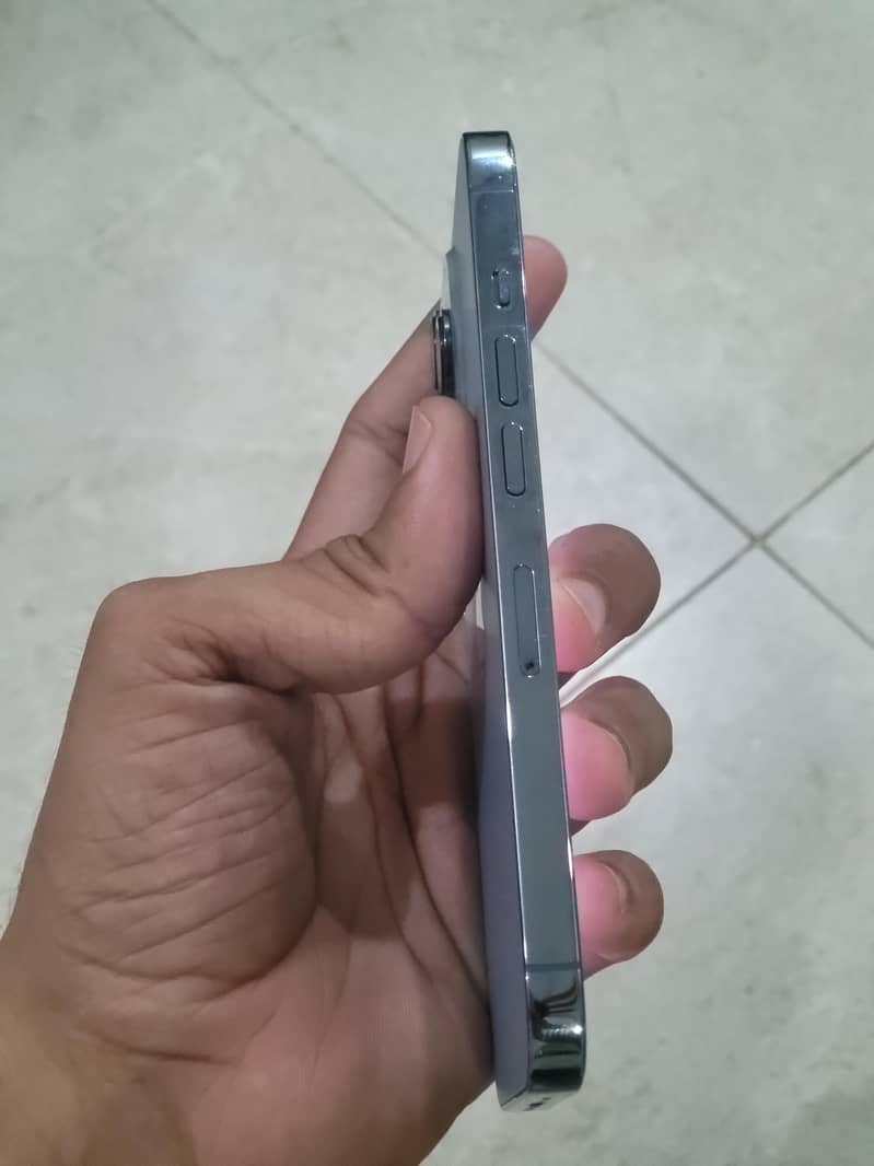 Apple iPhone 13 Pro 5