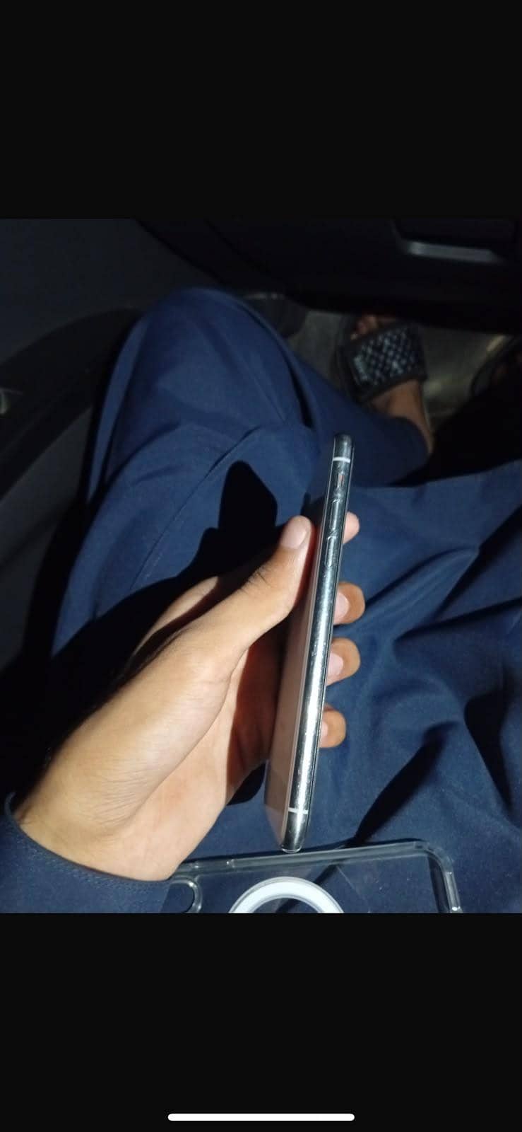Apple iPhone X 4