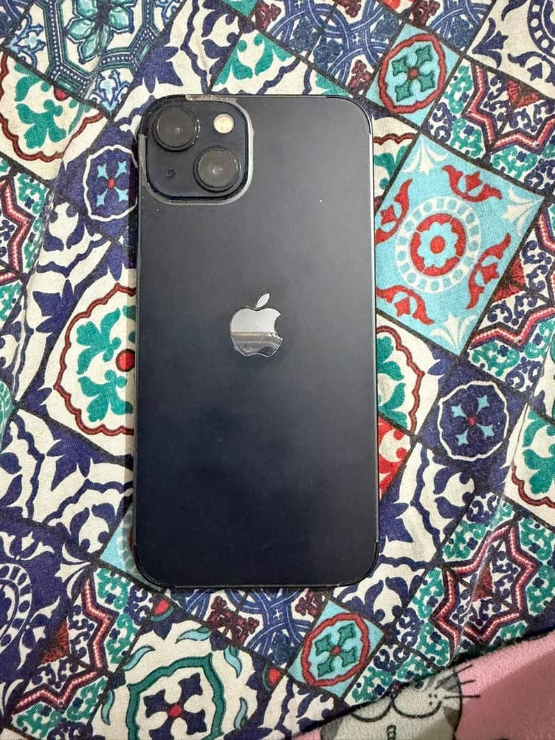 Apple iPhone 13 2