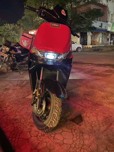 Super Star smart Electric bike only 1000 km driven un Registered