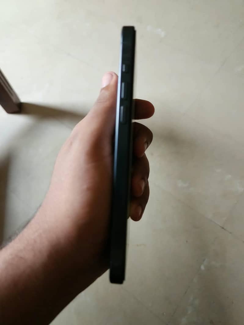 Apple iPhone 15 Pro Max jv 3