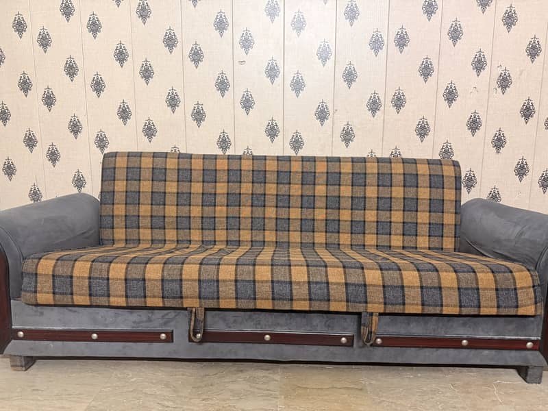 Sofa cumbed 1