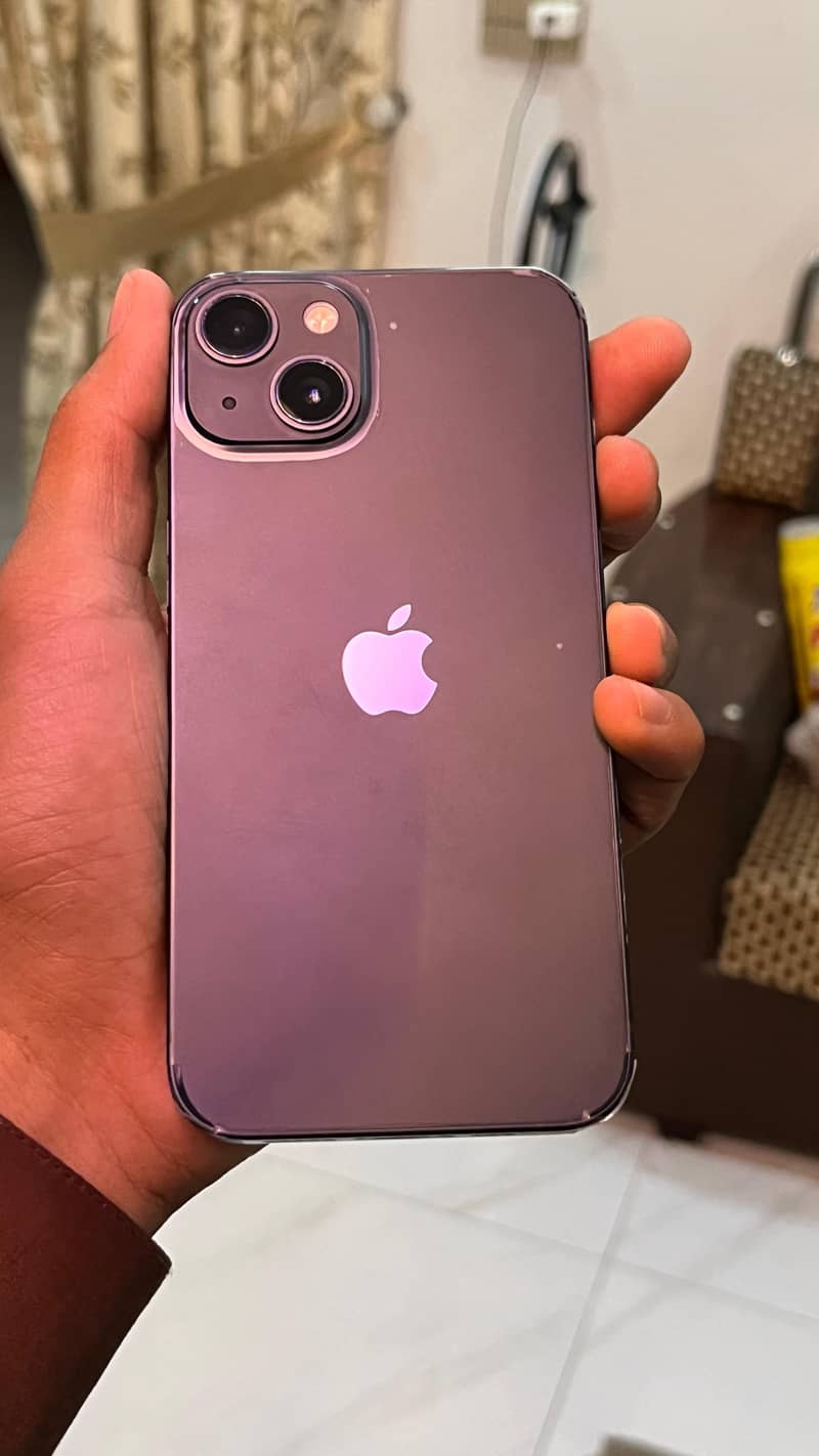 Apple iPhone 13 16