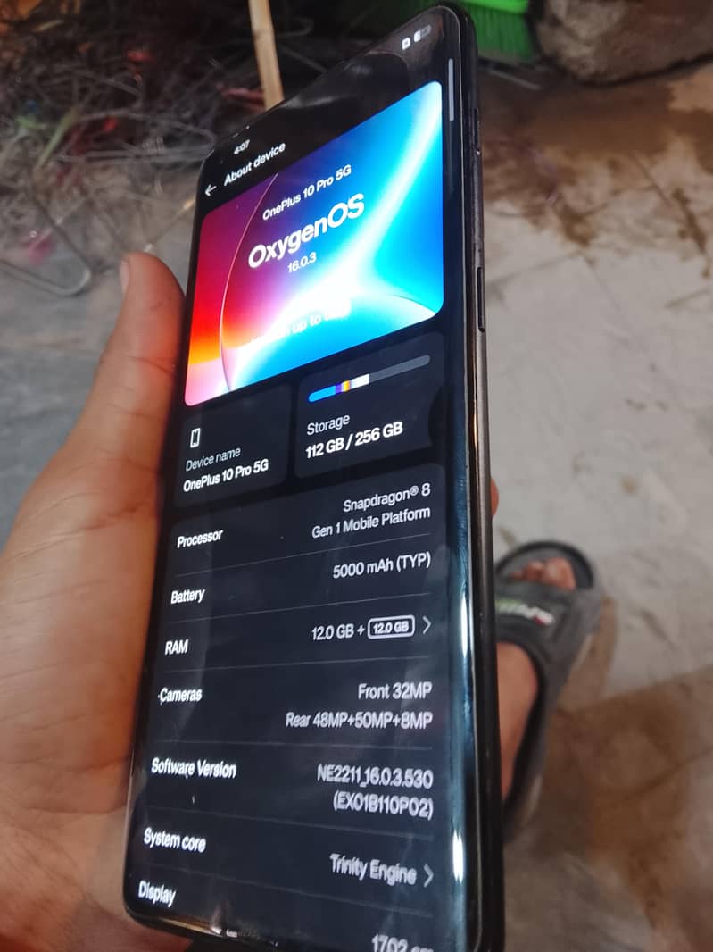 One Plus 10 Pro 3