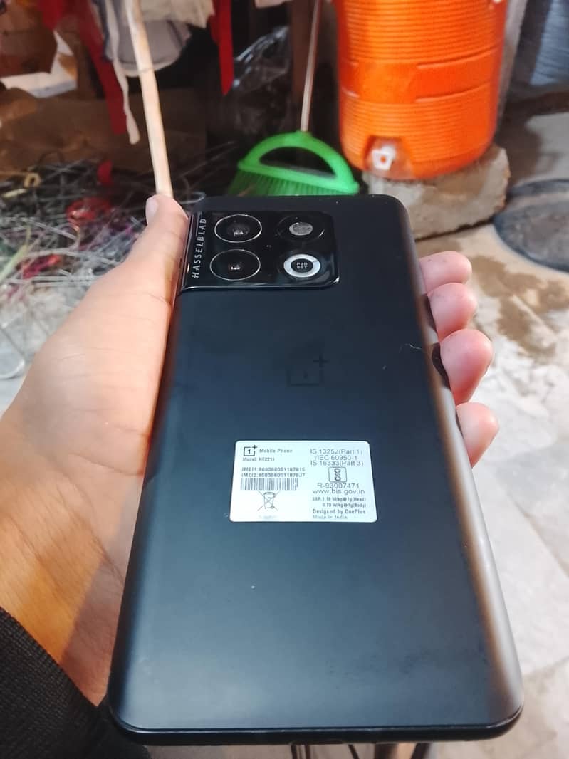 One Plus 10 Pro 7