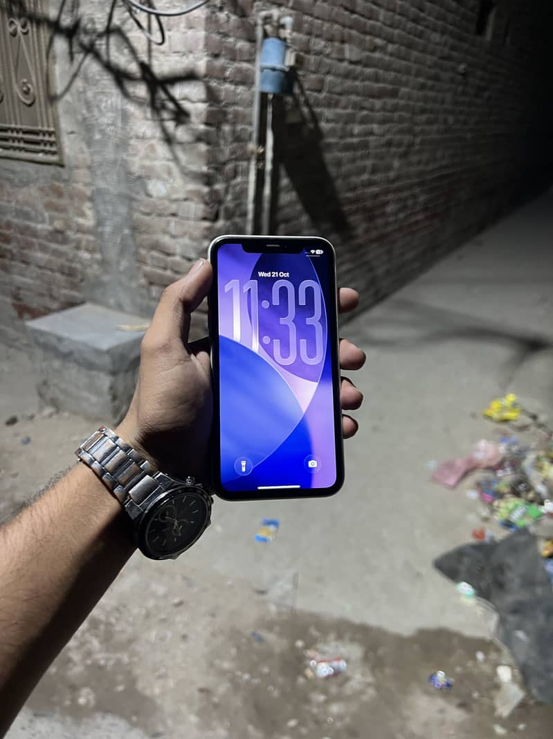 Apple iPhone 11 1