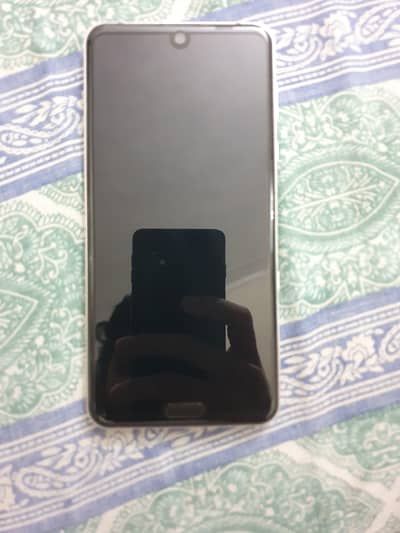 Sharp Aquos R3