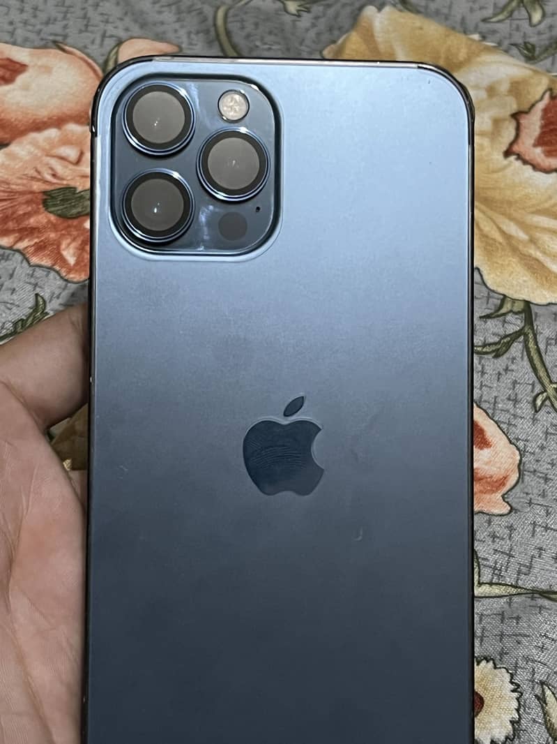 Apple iPhone 12 Pro Max 2