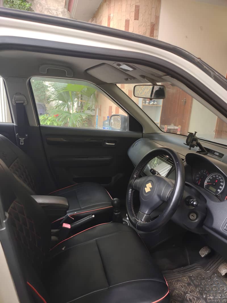 Suzuki Swift 2012 4