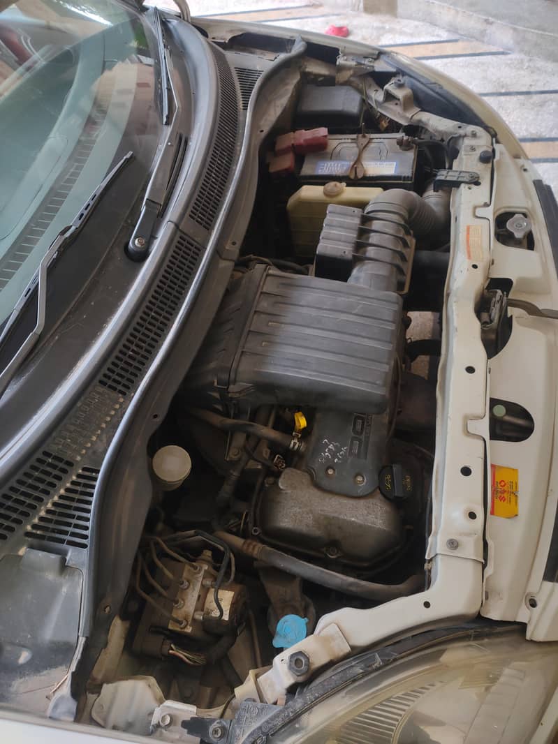 Suzuki Swift 2012 5