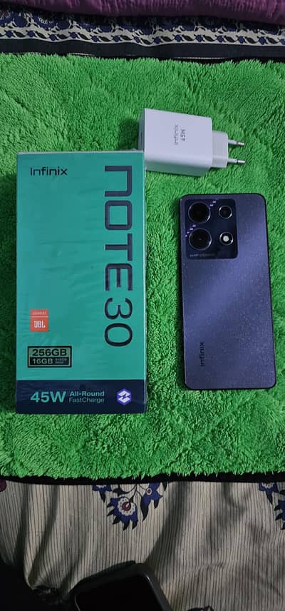 Infinix Note 30 Black – 8/256GB