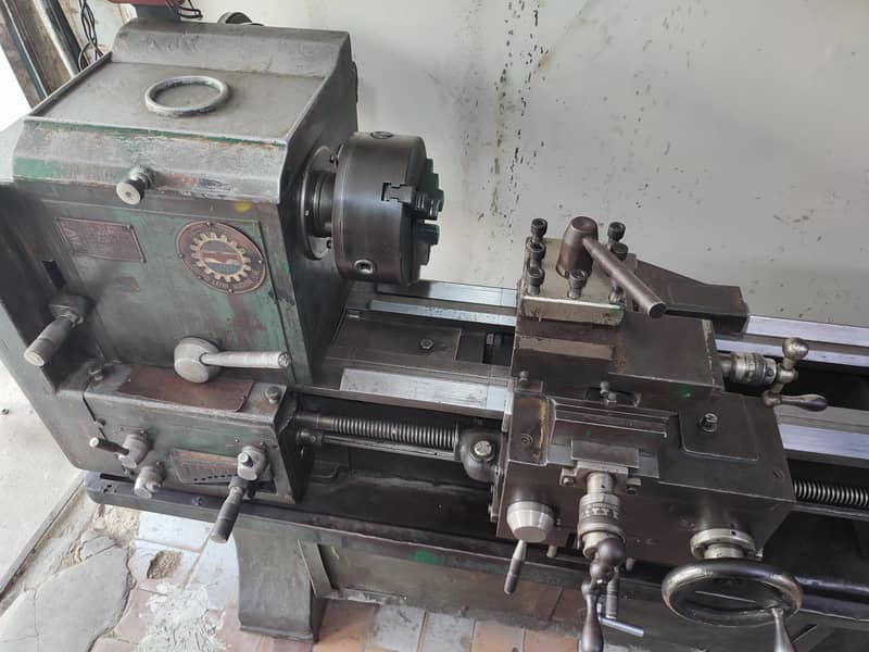 Lathe Machine 0