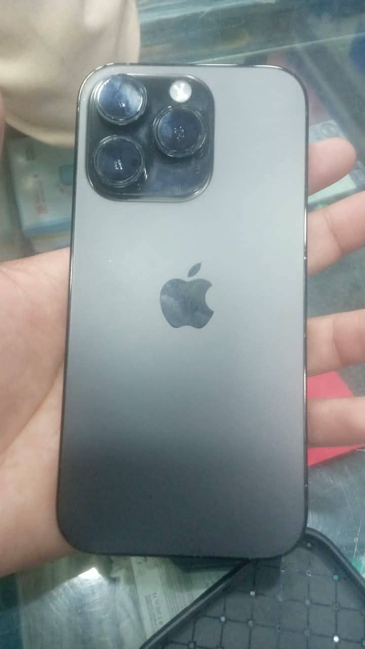 Apple iPhone 14 Pro 0