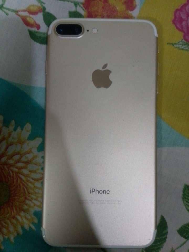 Apple iPhone 7 Plus 1