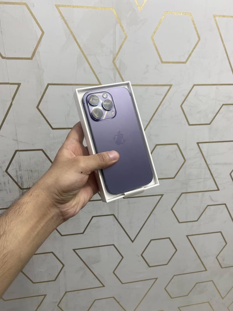 Apple iPhone 14 Pro 1