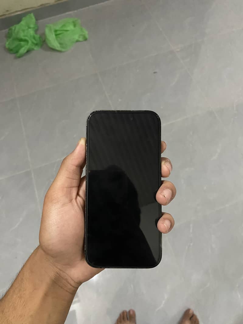 Apple iPhone 14 Pro 3